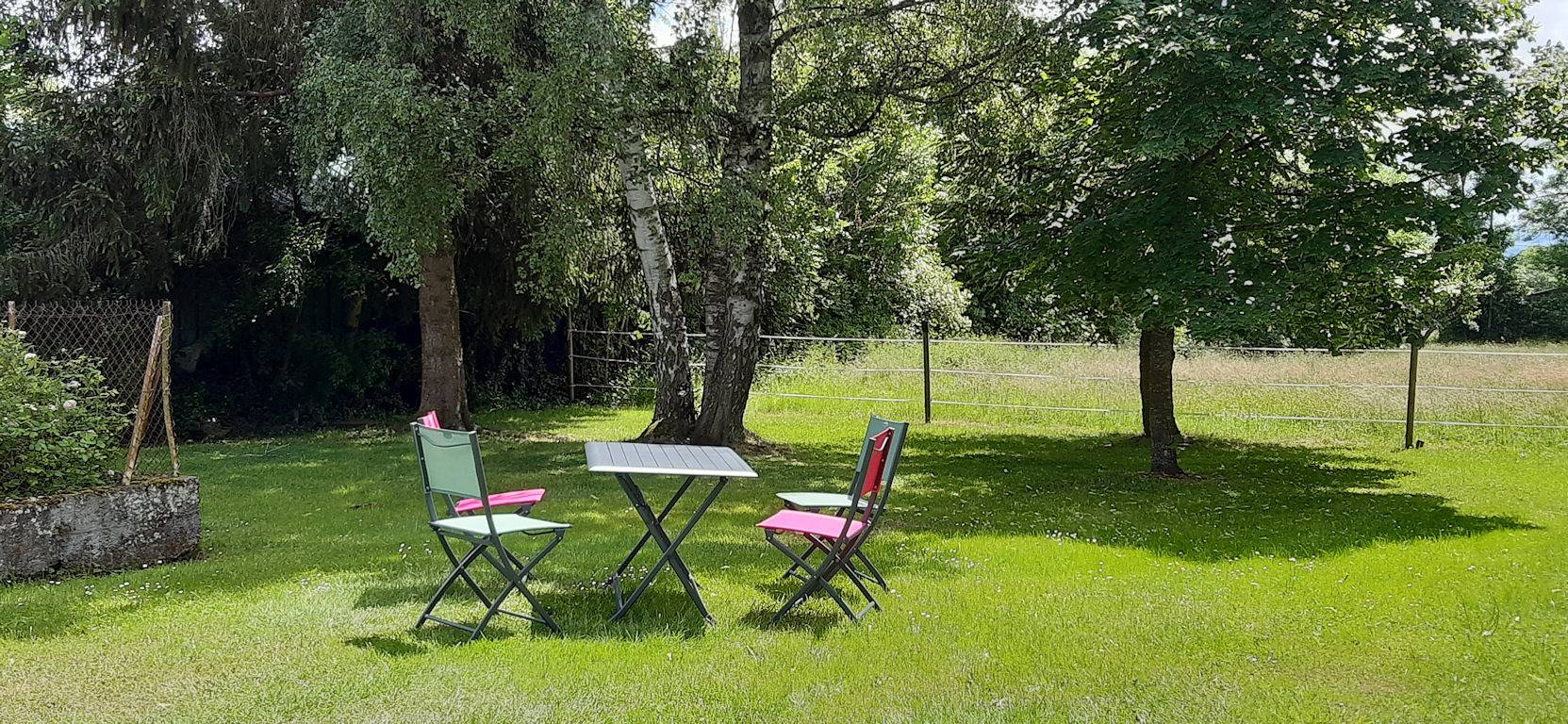 Gîte de Rongères in Mazaye, Parc naturel régional des Volcans d'Auvergne