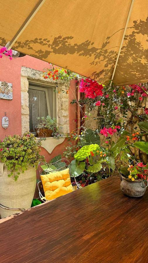 Bed and Breakfast für 2 Personen, mit Terrasse und Garten sowie Ausblick - 1
