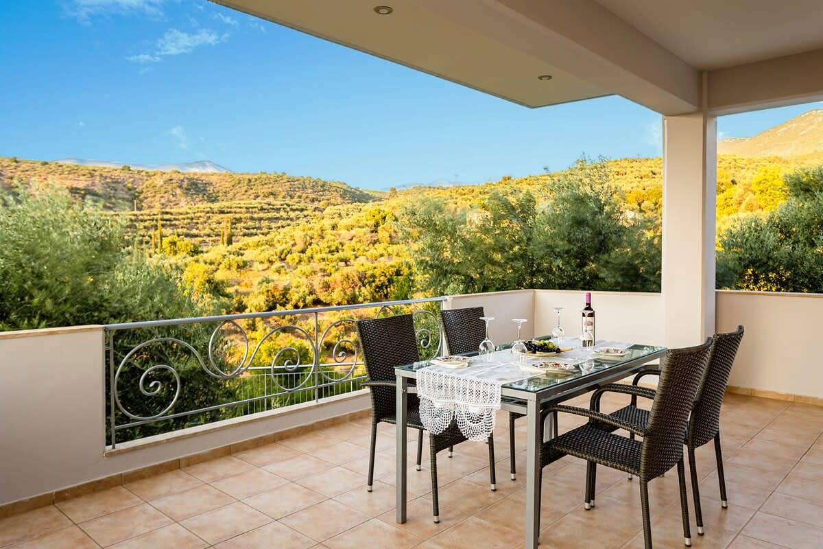 Kitries Summer Getaway - Eden Cozy Suite in Messenien