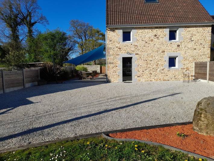 Gîte pour 5 personnes, avec jardin à La Rochelle-Normande - 2