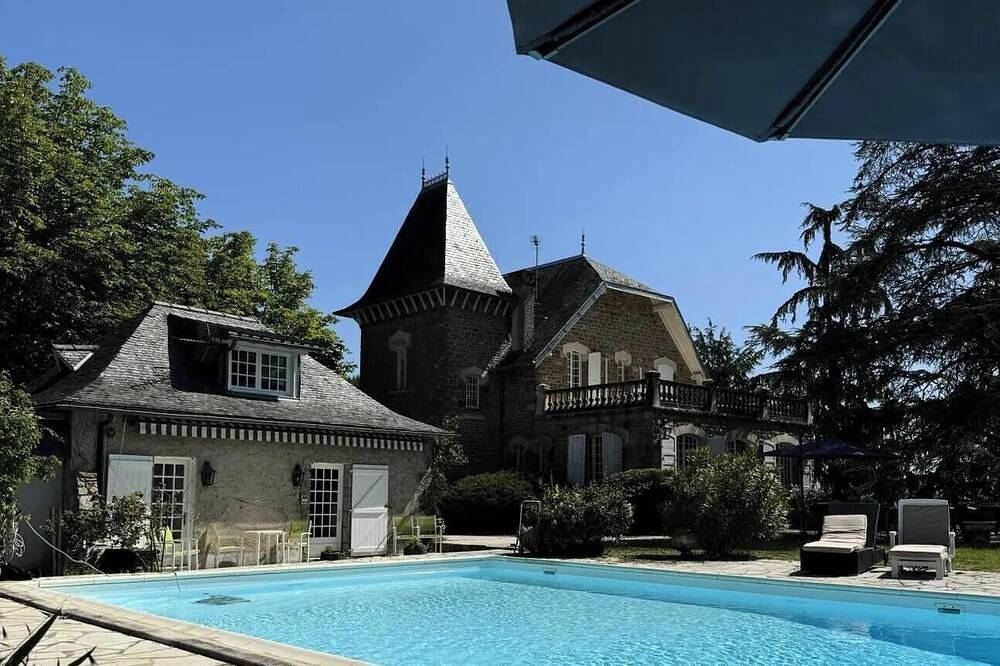 Gîte de France 7 personnes in Brive-la-Gaillarde, Région de Brive-la-Gaillarde