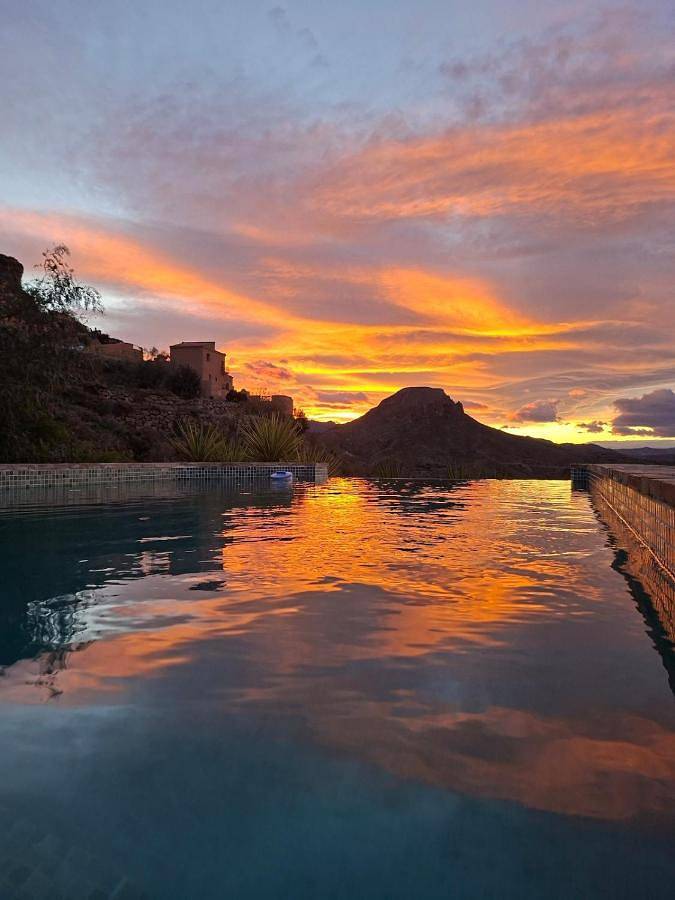 Casa rural para 5 personas, con piscina además de jardín y vistas en Turre - 2
