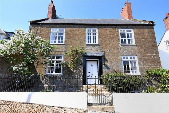 Cottage for 8 people, with Garden in Charmouth
