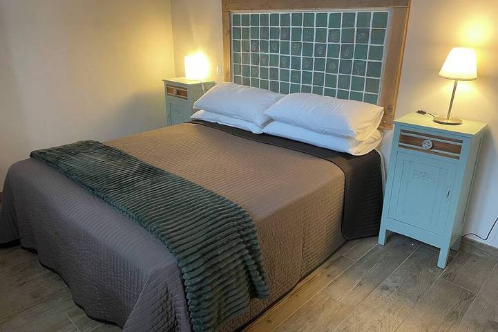 Charming 2-room apartment surrounded by greenery on a farm, just a short walk from town in Sesto Fiorentino, Provincia de Firenze