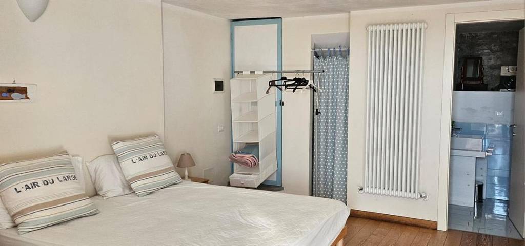 B&b per 2 persone, con panorama e terrazza in Santo Stefano di Magra