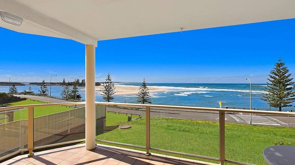 Ganze Wohnung, Avilla Court 2 mit herrlichem Strandblick in The Entrance, New South Wales