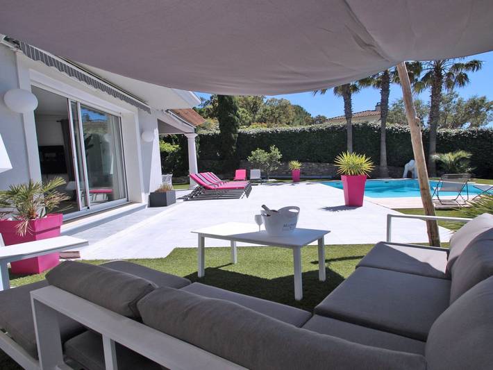 Location de vacances pour 10 personnes, avec jardin ainsi que piscine et balcon dans Golf Bluegreen Sainte-Maxime - 3