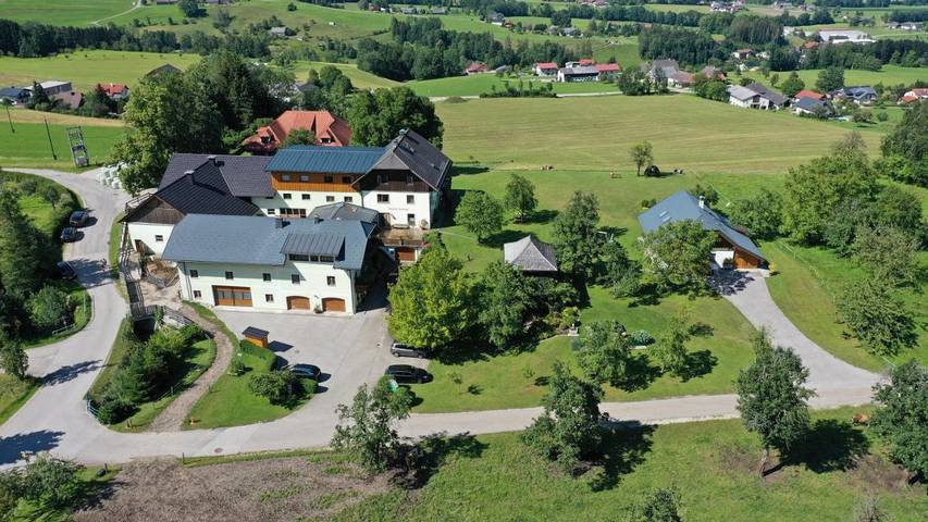 Ferienwohnung für 8 Personen, mit Ausblick und Garten sowie Seeblick am Traunsee - 4