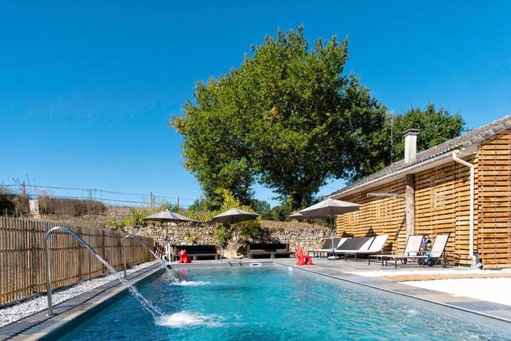 Chambre d’hôte pour 2 personnes, avec Terrasse et Jardin ainsi que Piscine et Vue dans Mareuil en Périgord