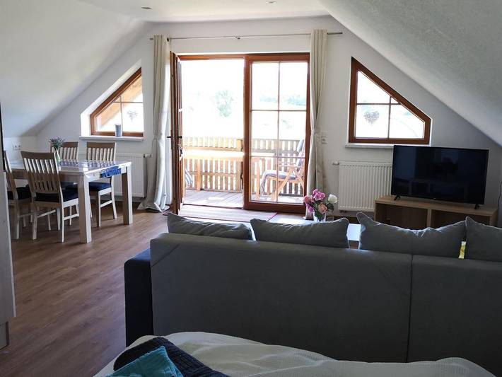 Ferienwohnung für 3 Personen, mit Balkon, kinderfreundlich in Hilders - 2