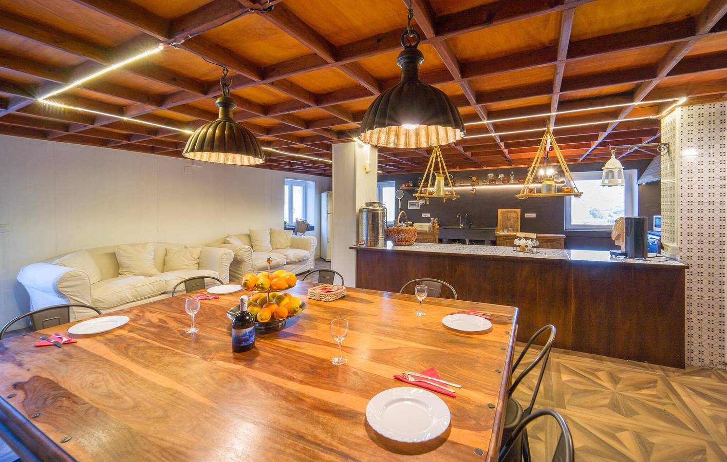 Charmante 785sqft Wohnung mit Pool & Garten in Belmonte Mezzagno, Palermo Provinz