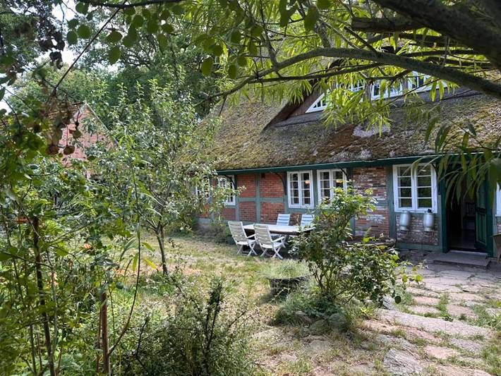 Ferienwohnung für 12 Personen, mit Terrasse und Garten sowie Ausblick in Toppenstedt