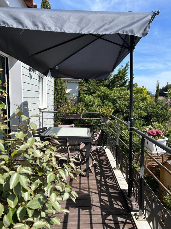 Gîte pour 3 personnes, avec Balcon ainsi que Terrasse et Vue dans Plage de l'Ayguade