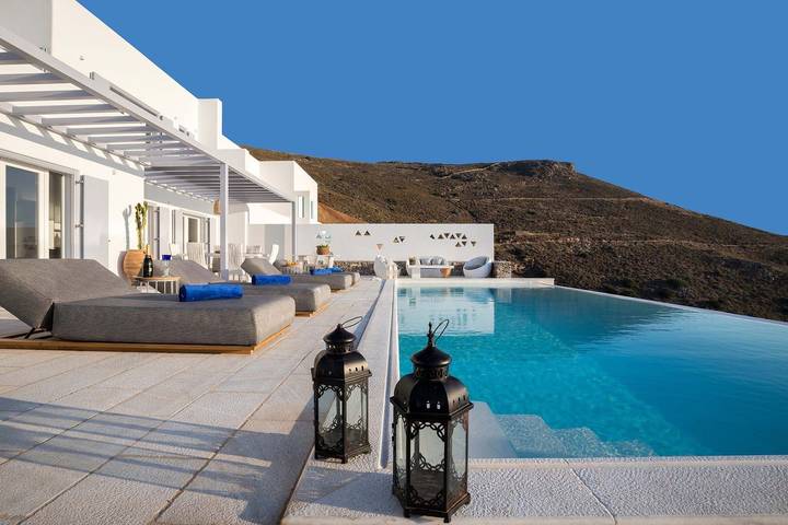 Location de vacances pour 8 personnes, avec balcon et vue sur l’océan dans Syros - 3