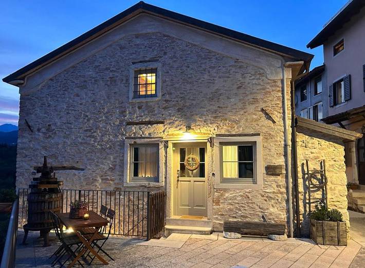 Location de vacances pour 4 personnes, avec Piscine et Vue dans Valdagno