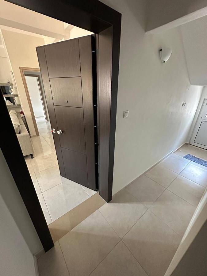 Appartement entier, Two-Bedroom Apartment in Aigio, Achaïe