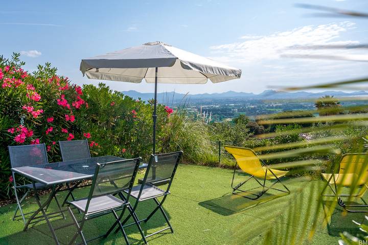 Gîte pour 6 personnes, avec Jacuzzi à Roquebrune-sur-Argens - 2