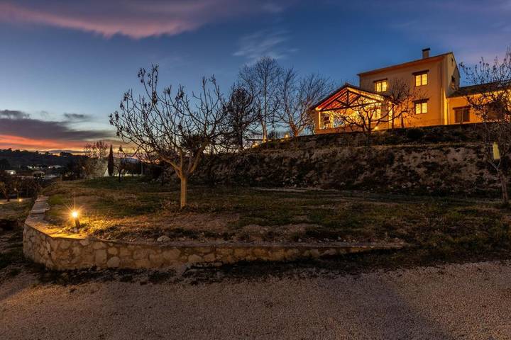 Casa rural para 8 personas, con jardín y balcón en L'Alcoià - 2