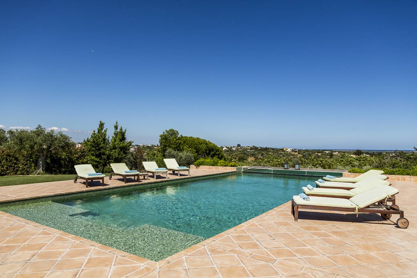 Villa para 12 pessoas com jardim in Moncarapacho, Ria Formosa