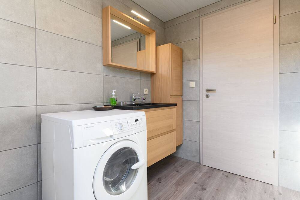 Ganze Wohnung, Schönes Ferienhaus für 5 Personen komplett renoviert in Nassogne, Luxemburg Provinz