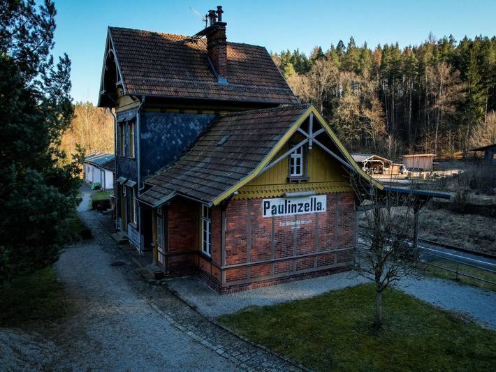 Ganze Wohnung, Bahnhof Paulinzella in Königsee-Rottenbach, Ostthüringen