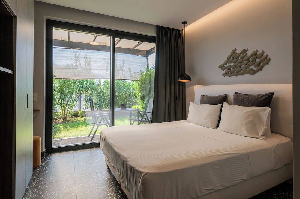 Ganze Wohnung, Luxurious guesthouse in villa Satori in Kalamata, Messenien