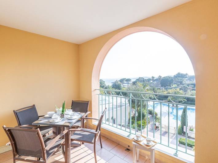 Gîte pour 4 personnes, avec terrasse et jardin, animaux acceptés dans Plage de la Garonnette - 2