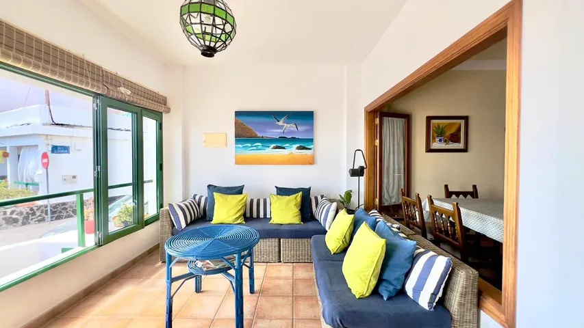 Apartamento de vacaciones para 6 personas, con piscina y vistas además de vistas al lago y jardín - 1
