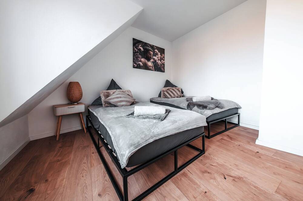 Ganze Wohnung, Flexhome Stilvolle Ferienwohnung in Lippstadt, Kreis Soest