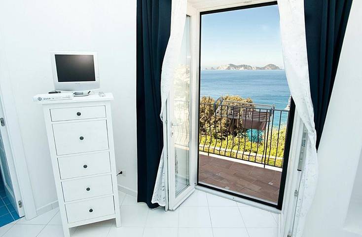 Ferienwohnung für 3 Personen, mit Terrasse und Ausblick in Ponza - 4