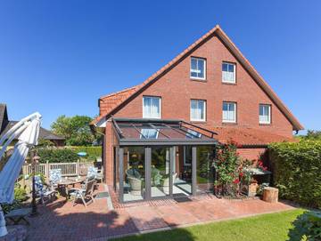 Ferienhaus für 4 Personen, mit Garten und Terrasse in Bensersiel