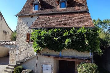 Location de vacances pour 4 personnes, avec balcon à Le Bourg