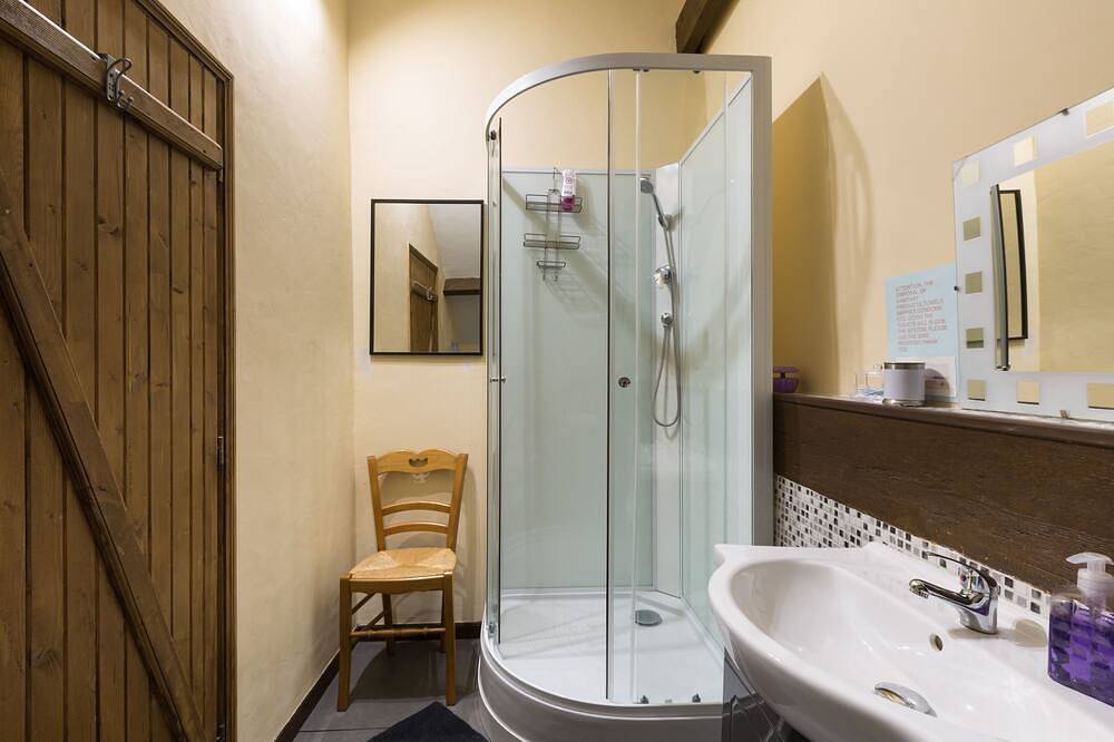 Le Mont St Michel, Maison du Montitier, Exclusive B & B Juste pour vous! in Huisnes-sur-Mer, Baie du Mont-Saint-Michel