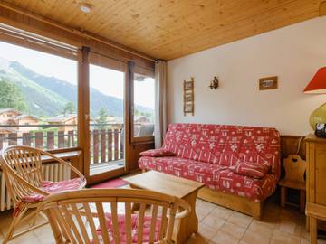 Gîte pour 6 personnes, avec terrasse dans Lac des Confins