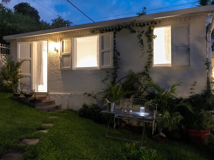 Studio entier, Studio cosy à Boucan Canot, 30 m² avec jardin privé in Boucan Canot, Saint-Paul (Réunion)