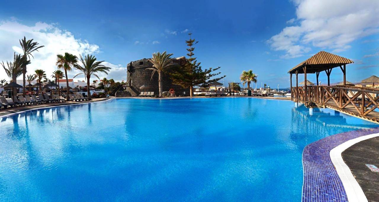 Barceló Fuerteventura Castillo in Caleta de Fuste, Antigua