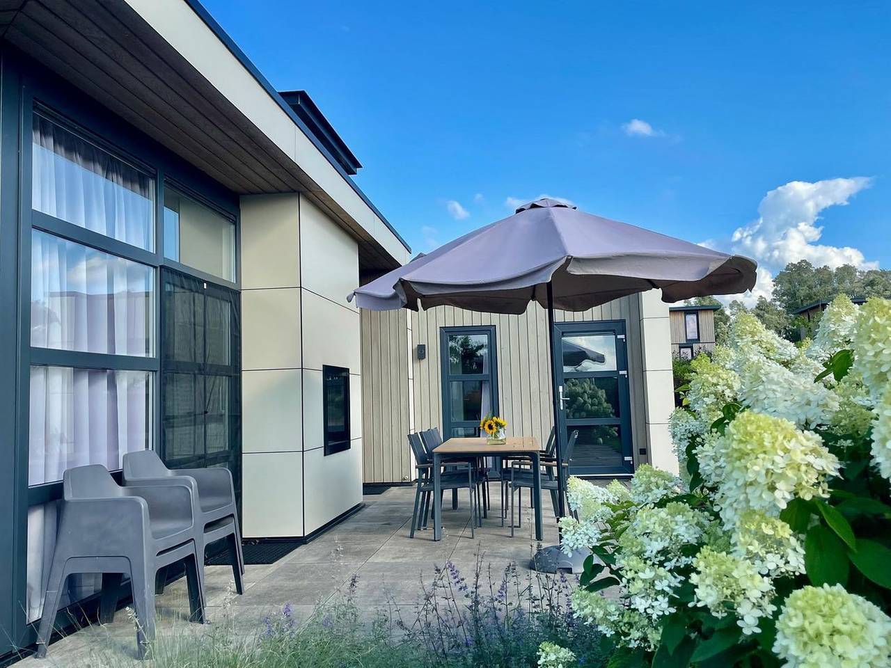 Luxuriöses Chalet Waterlijn: Ihr Traumurlaub an der Ijssel! Neu: jetzt mit Zaun & Airco in IJssel