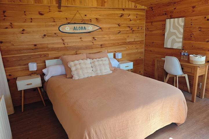Gîte pour 2 personnes, avec terrasse ainsi que piscine et jardin à Clermont - 2
