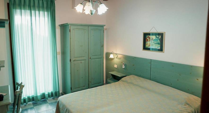 Auberge pour 2 personnes, avec Terrasse dans Portixeddu