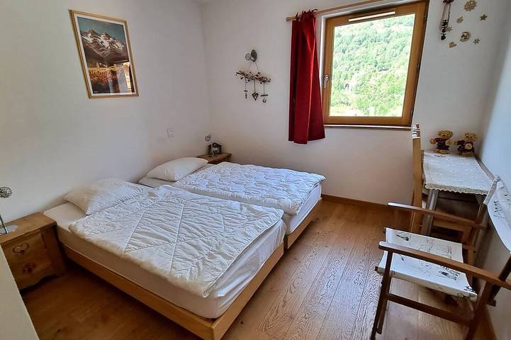 Entire apartment, Recent south-facing apartment with large balcony in Le Monêtier-les-Bains, Serre Chevalier
