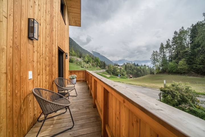 Entire apartment, Apartment 'Naturapartments Alpreid Feine' with Mountain View, Balcony & Wi-Fi in San Pancrazio, Ortler Alps