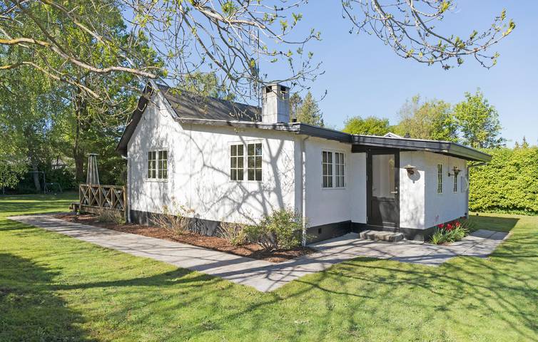 Ferienhaus für 4 Personen mit Terrasse in Hornbæk, Kattegat Küste