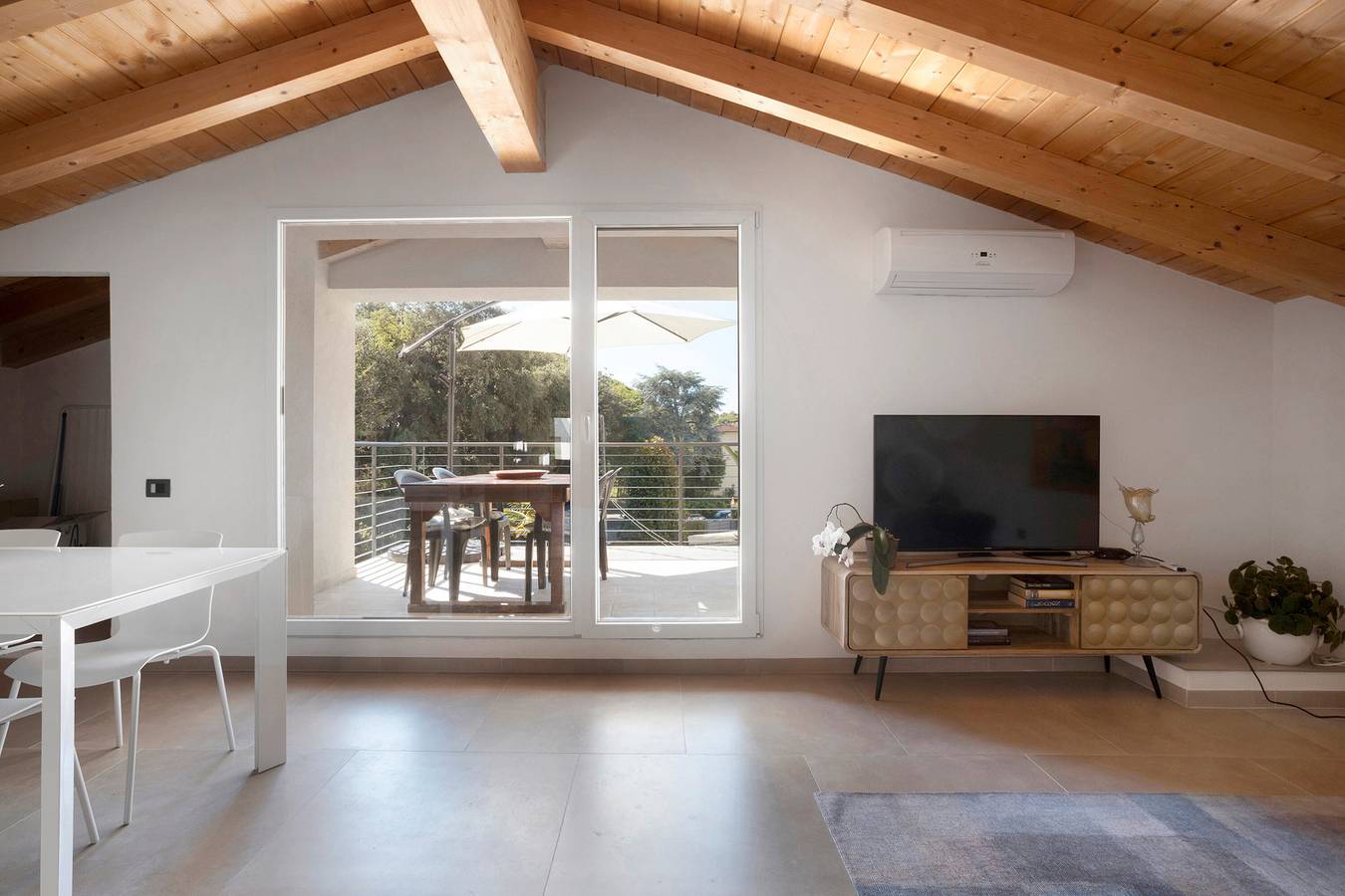 Apartamento entero, Apartamento 'La Terrazza di Elisabetta' con Terraza Privada, Balcón y Aire Acondicionado in Viareggio, Costa de la Maremma