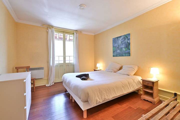 Location de vacances pour 12 personnes, avec jardin et balcon à La Balme-de-Thuy - 3