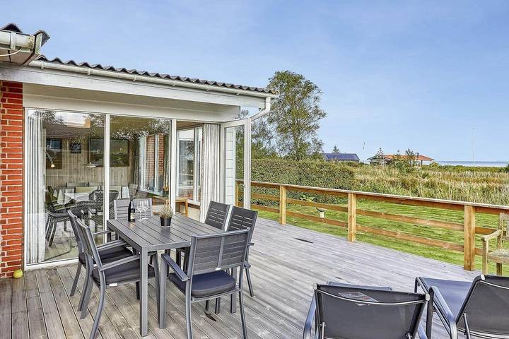 Ferienhaus für 6 Personen, mit Terrasse in Dyngby Strand