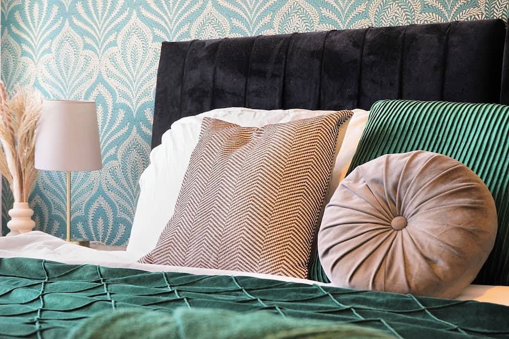2Br Comfort Stay | Kitchen, Lounge & Sleeps 4 in Aylesbury, Chiltern Hills
