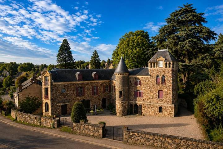 Gîte pour 4 personnes, avec Terrasse et Jardin à Saint-Honoré-les-Bains