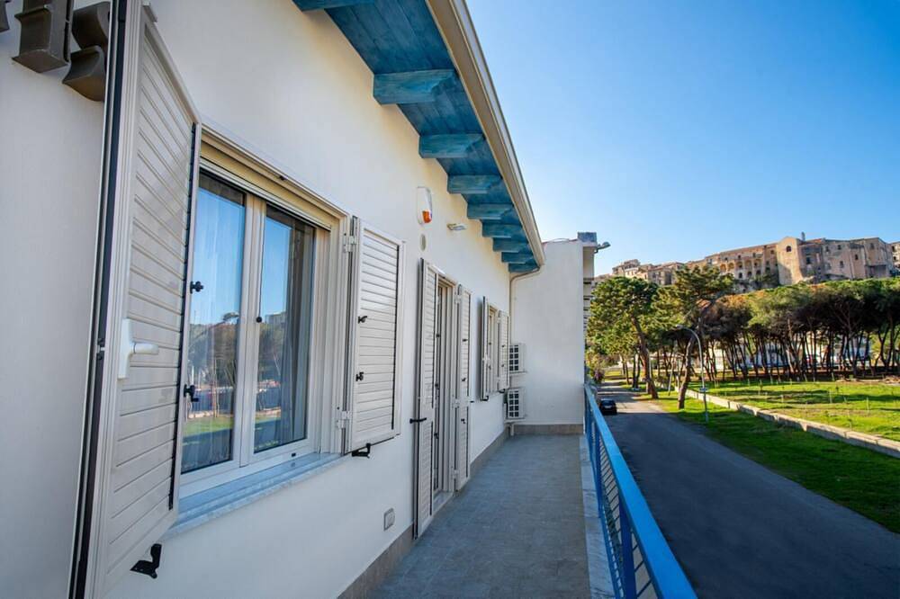 Entire apartment, Apartment with Sea View in Tropea, Vibo Valentia Province