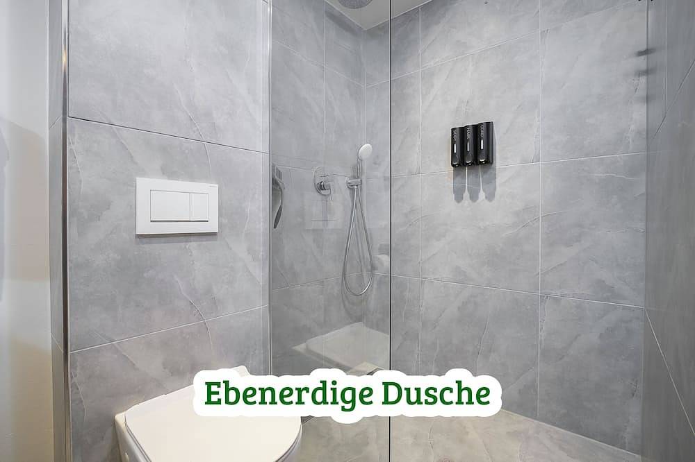 Ganze Wohnung, Daines Oase, ruhig, Tiefgarage, Terrasse, nahe Düsseldorf in Alt-Erkrath, Erkrath