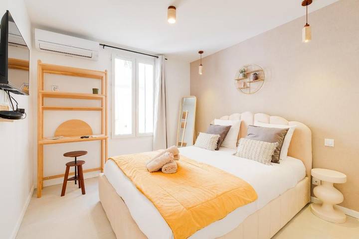 Gîte pour 7 personnes, avec terrasse et jacuzzi, animaux acceptés dans Vauban - 4